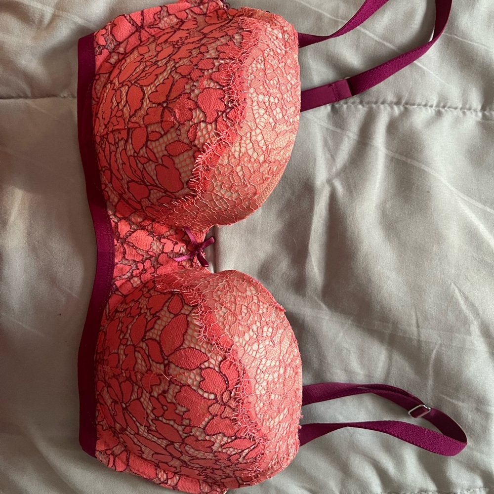 Victoria’s Secret bra